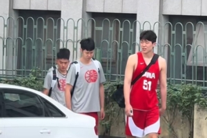 免费成都蓉城B队对深圳2028首发阵容_免费成都蓉城B队对深圳2028首发阵容在线观看_免费看直播