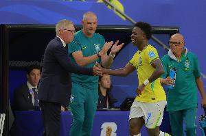 巴媒：拉菲尼亚仍然缺席训练 巴西战日本倾向沿用3-0苏格兰的首发-ps